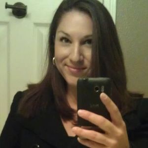 Meet your Posher, Vee